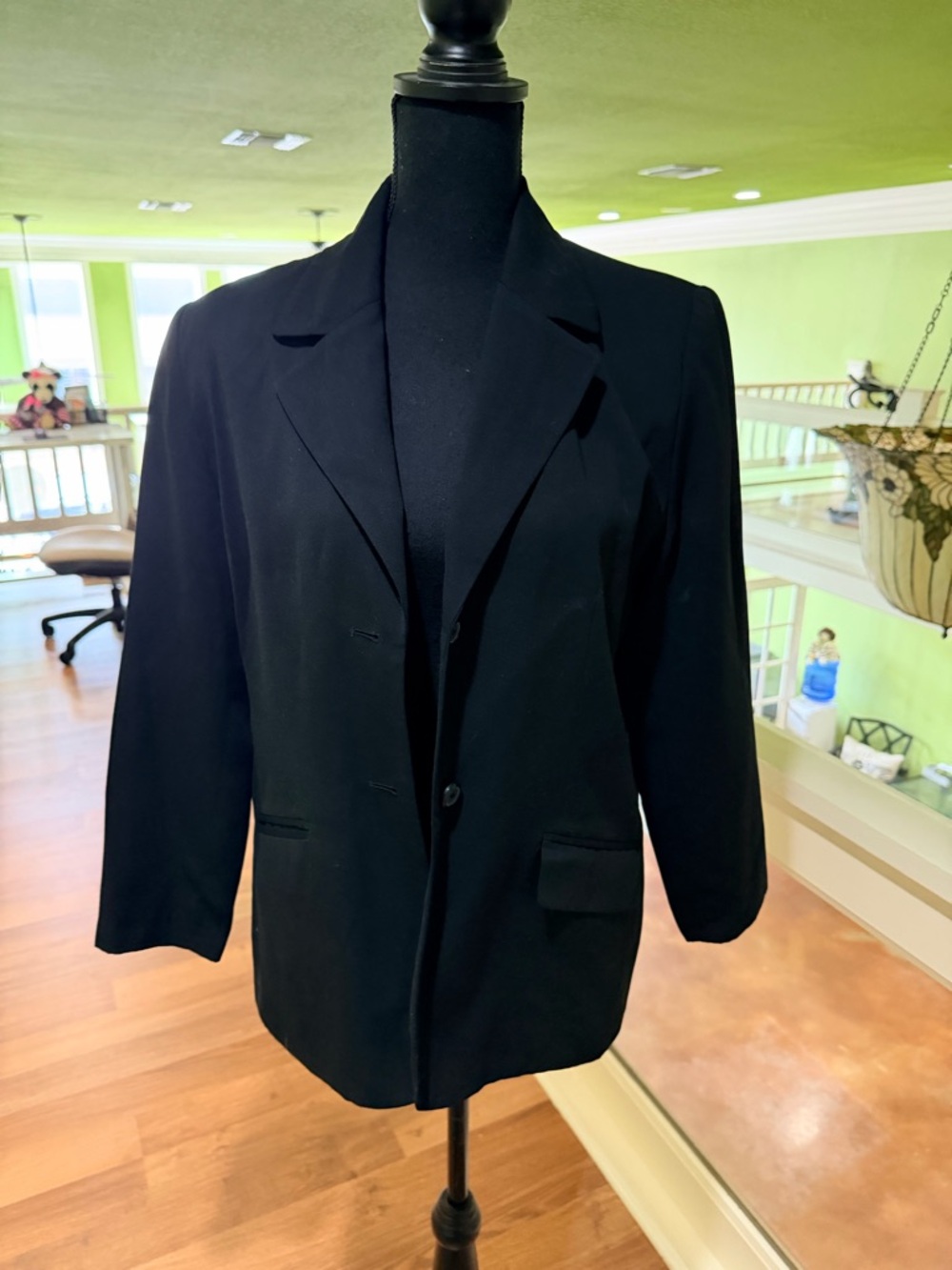 Uniform John Paul Richard blazer